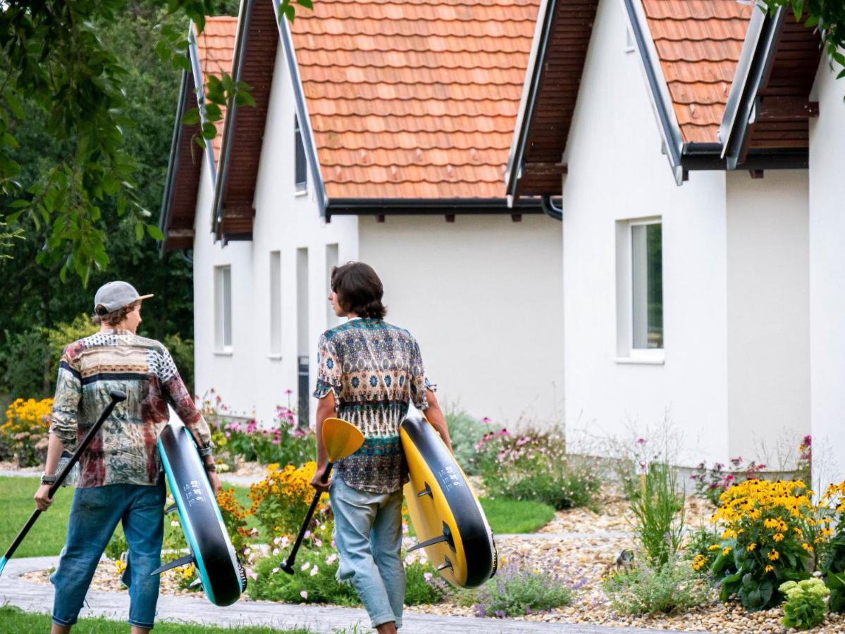 Ugo Apartman Halászi Εξωτερικό φωτογραφία