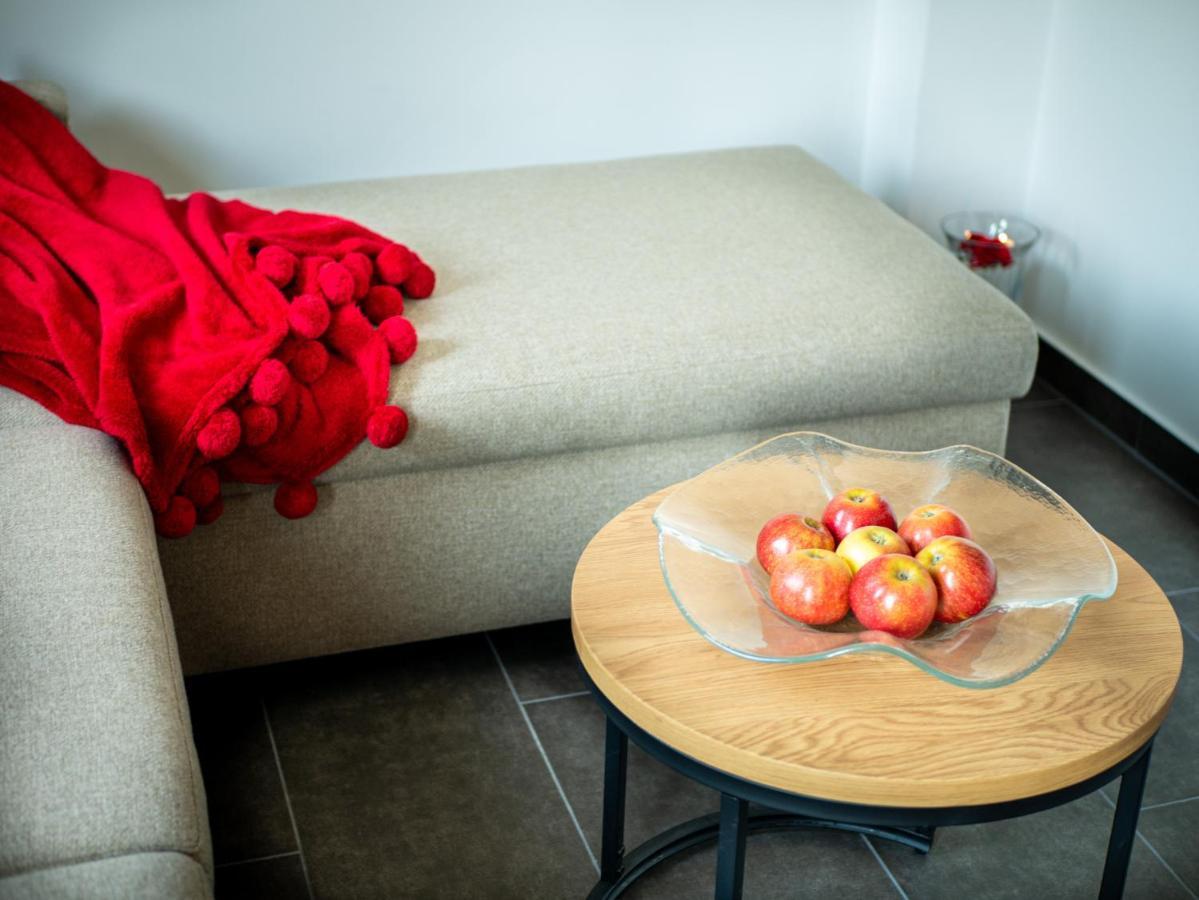 Ugo Apartman Halászi Εξωτερικό φωτογραφία