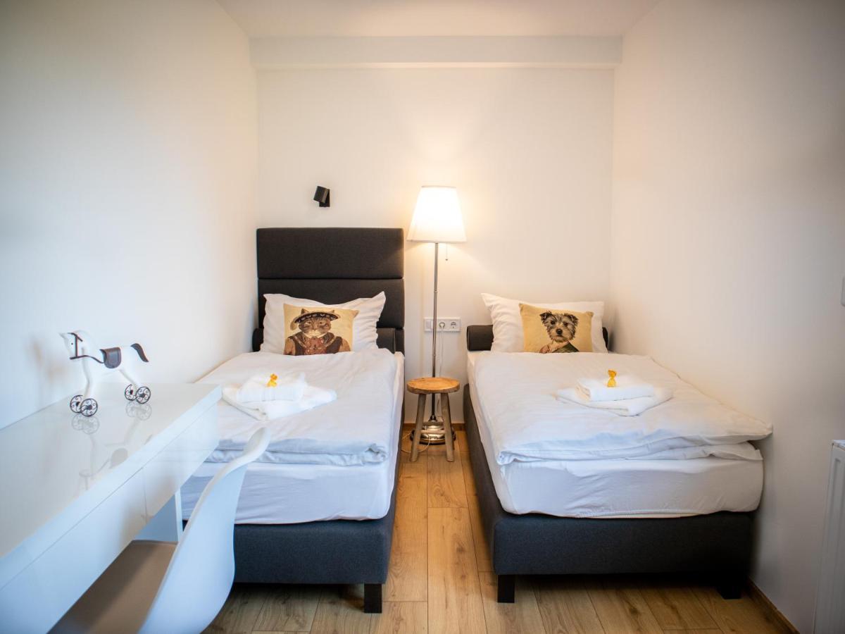 Ugo Apartman Halászi Εξωτερικό φωτογραφία