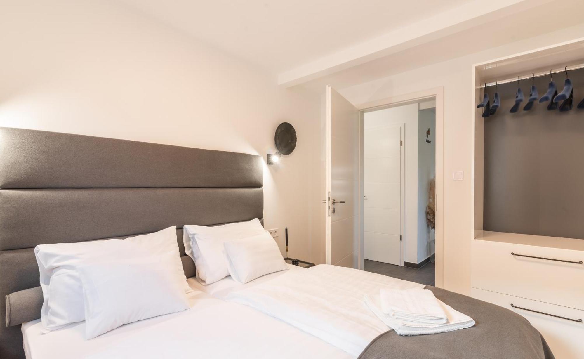 Ugo Apartman Halászi Εξωτερικό φωτογραφία