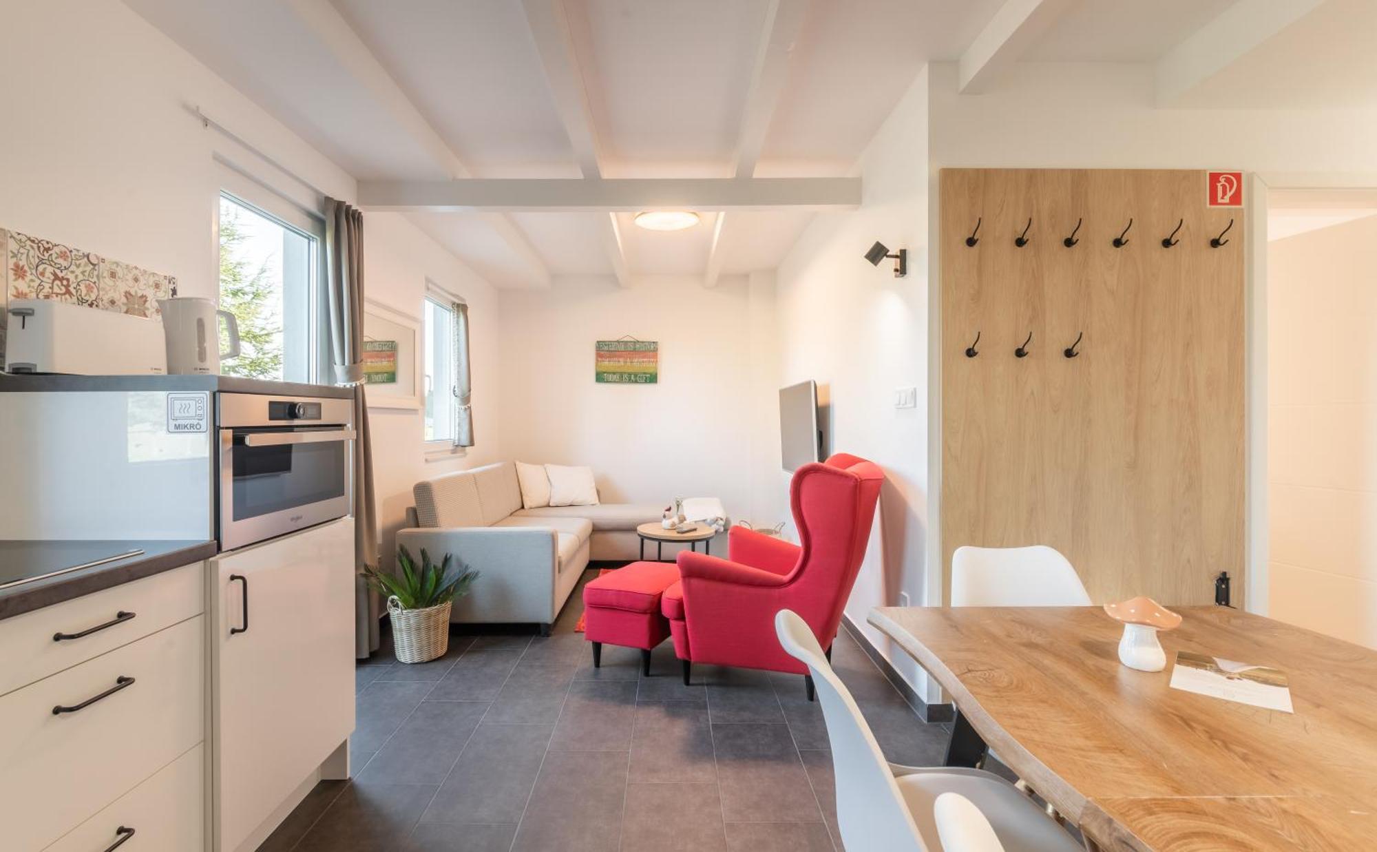 Ugo Apartman Halászi Εξωτερικό φωτογραφία